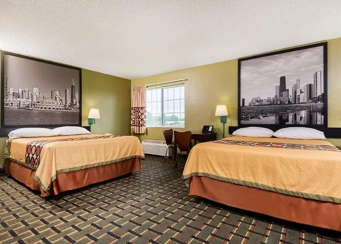 Super 8 By Wyndham Mt. Carmel Il Hotel