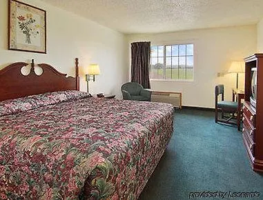 Hotel Super 8 By Wyndham Mt. Carmel Il